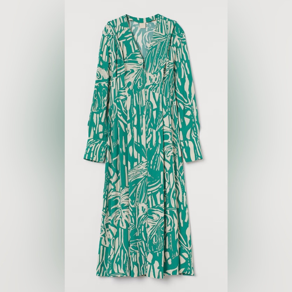H&M PRINTED LONG V-NECK DRESS Leaf